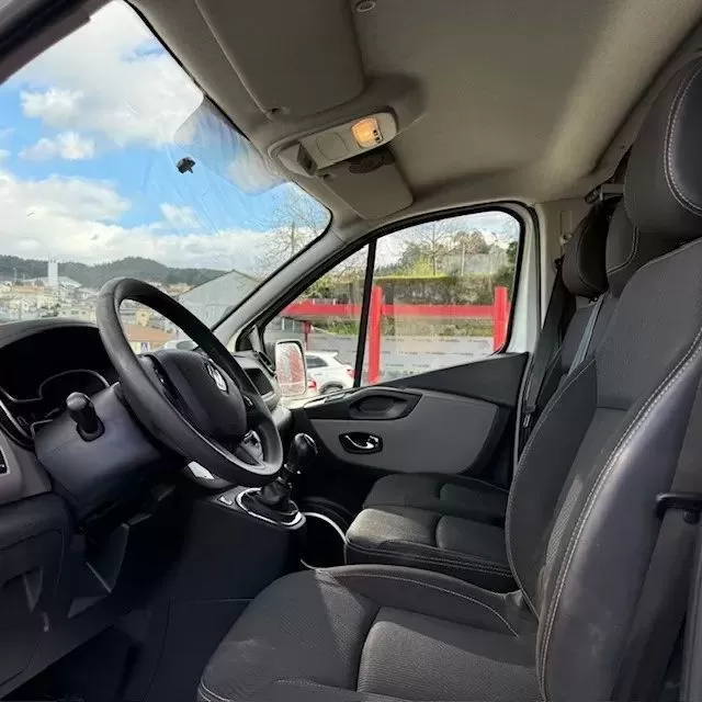 Renault  TRAFIC 1.6 DCI GRAND COMFORT - foto 6