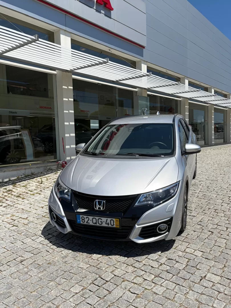Honda Civic Tourer 1.6 i-DTEC Elegance Connect Navi - foto 2