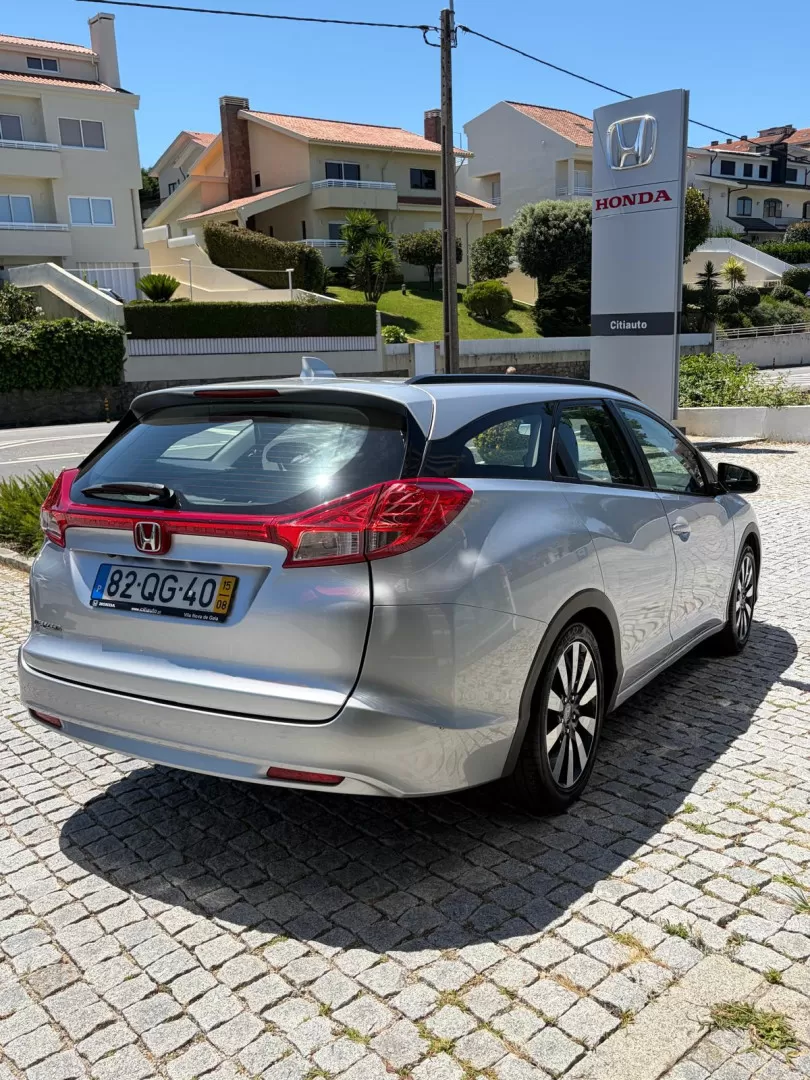 Honda Civic Tourer 1.6 i-DTEC Elegance Connect Navi - foto 5