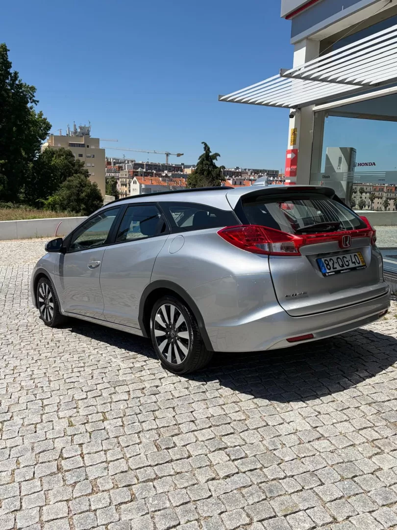 Honda Civic Tourer 1.6 i-DTEC Elegance Connect Navi - foto 7