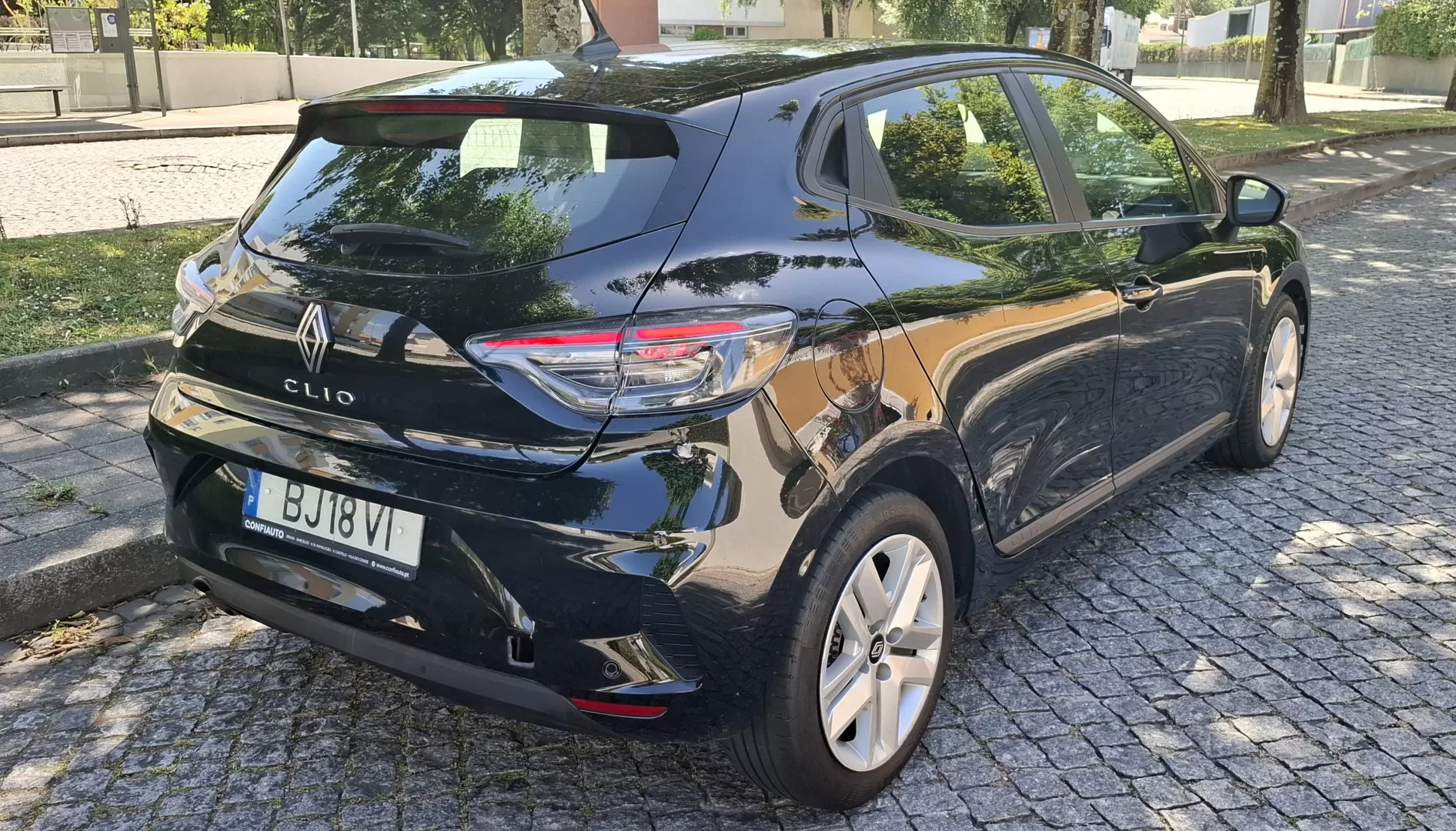Renault Clio 1.0 TCe Evolution Bi-Fuel - foto 2