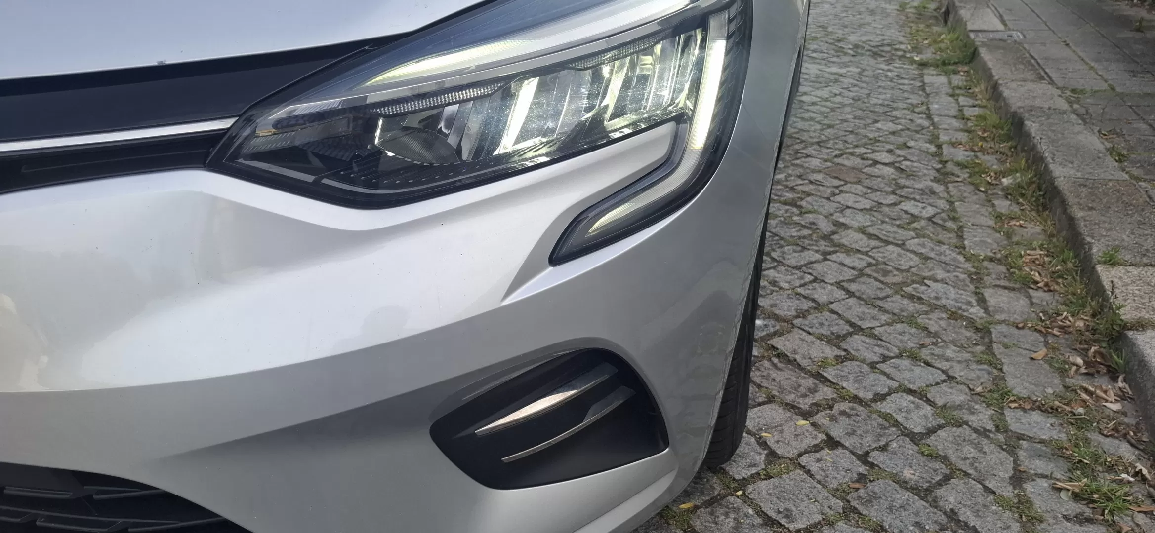 Renault Clio 1.0 TCe Evolution Bi-Fuel - foto 3