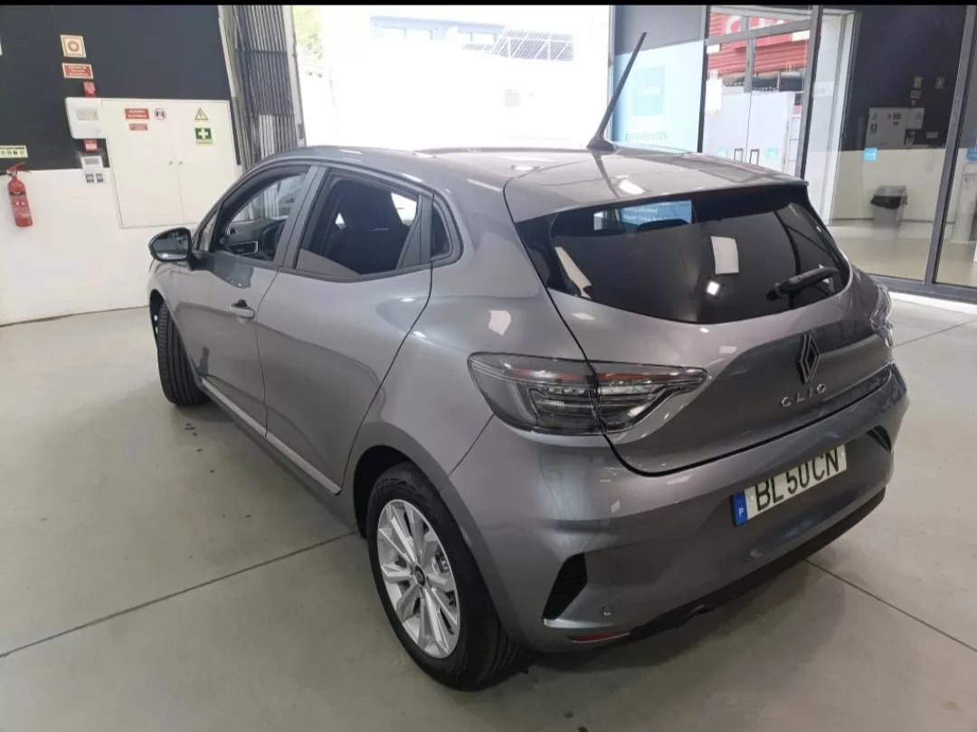 Renault Clio 1.0 TCe Techno Bi-Fuel - foto 3