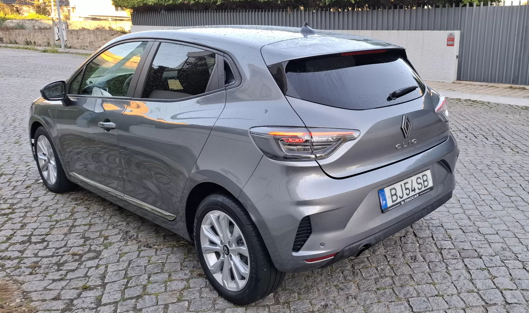 Renault Clio 1.0 TCe Evolution Bi-Fuel - foto 4