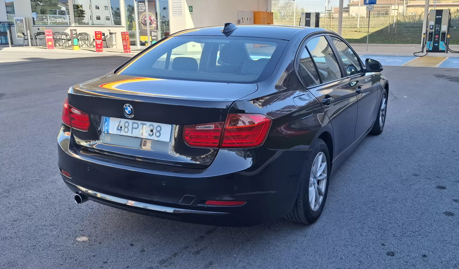 BMW 320 d Line Sport - foto 2