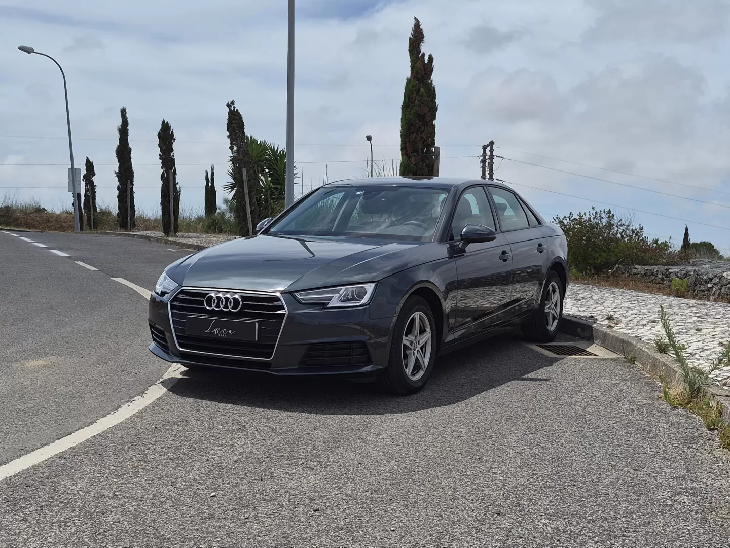 Audi A4  2.0 TDI Advance