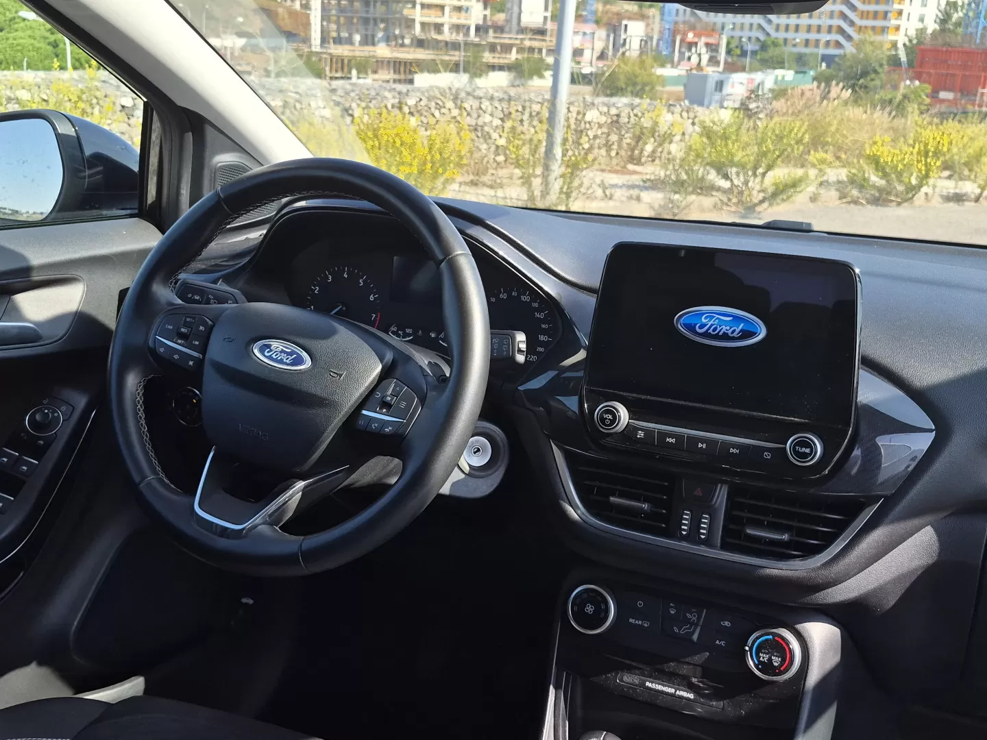Ford Puma 1.0 EcoBoost MHEV Titanium - foto 8
