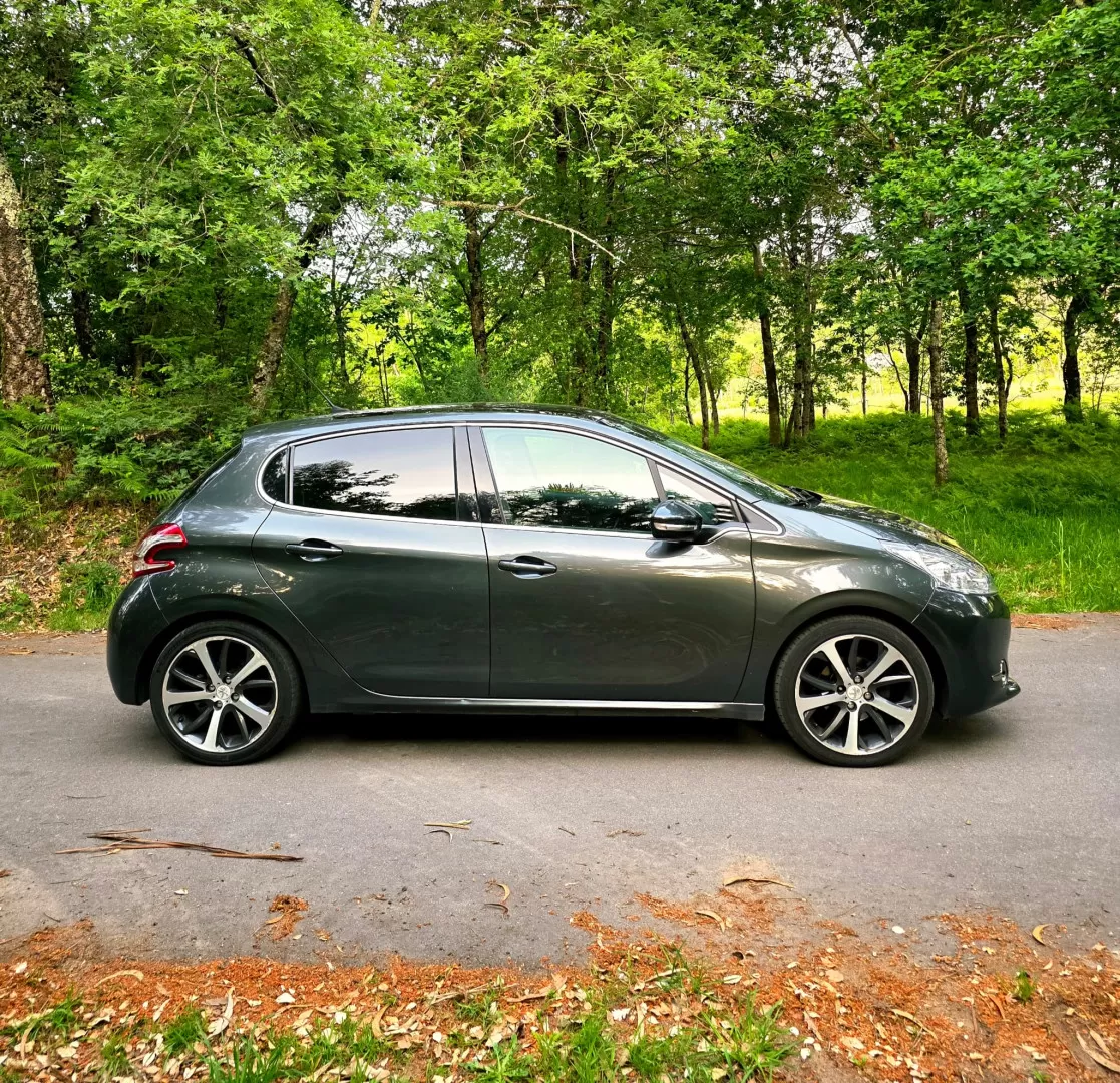 Peugeot 208 1.6 BlueHDi Allure - foto 4