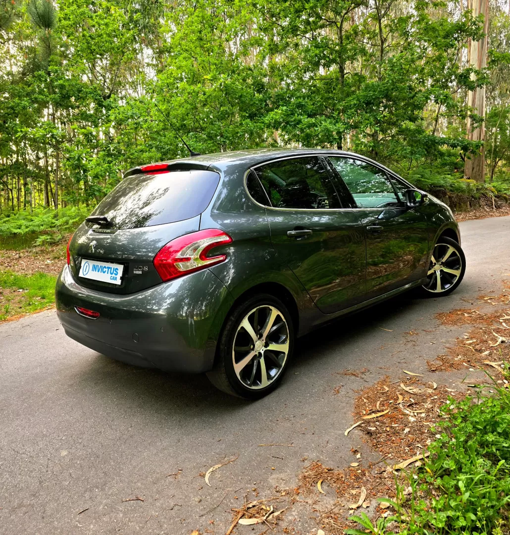 Peugeot 208 1.6 BlueHDi Allure - foto 8