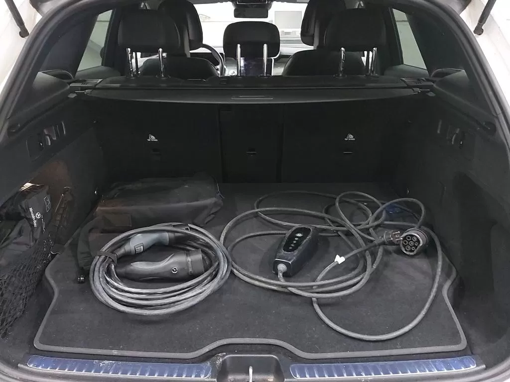 Mercedes-Benz GLC 300 AMG Line - 4Matic - foto 8