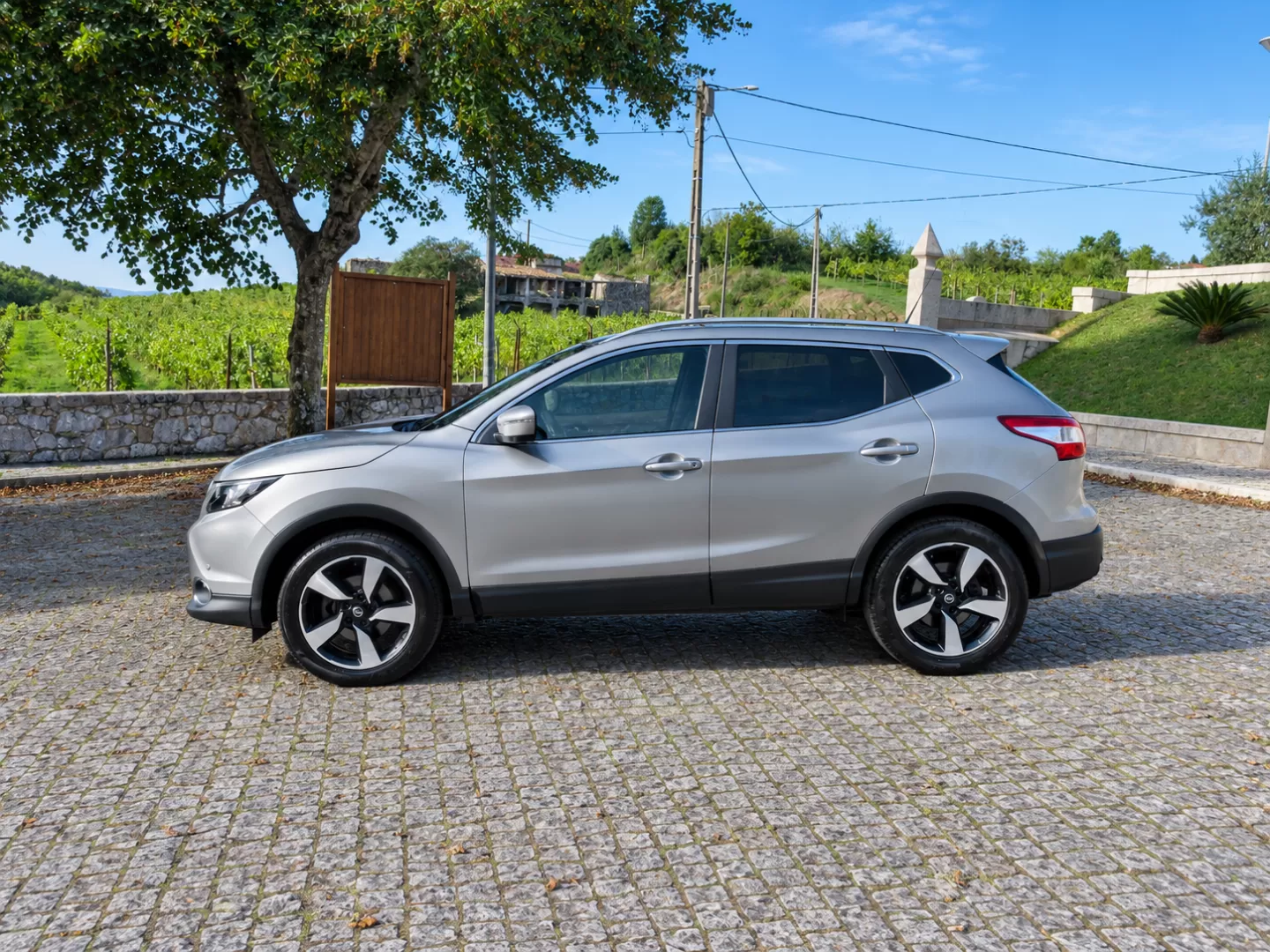 Nissan Qashqai 1.5 dCi N-Connecta 18 - foto 4