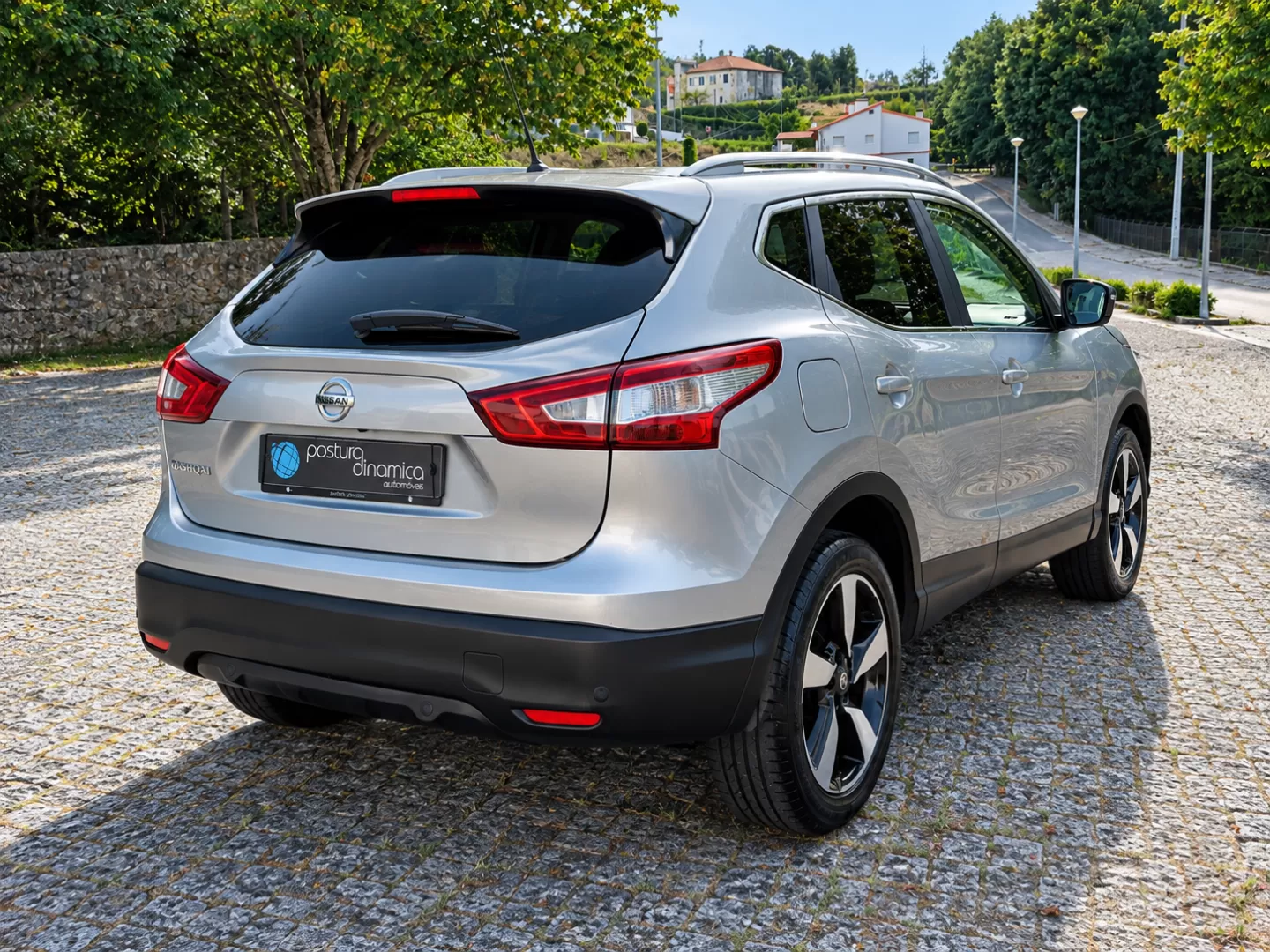 Nissan Qashqai 1.5 dCi N-Connecta 18 - foto 8