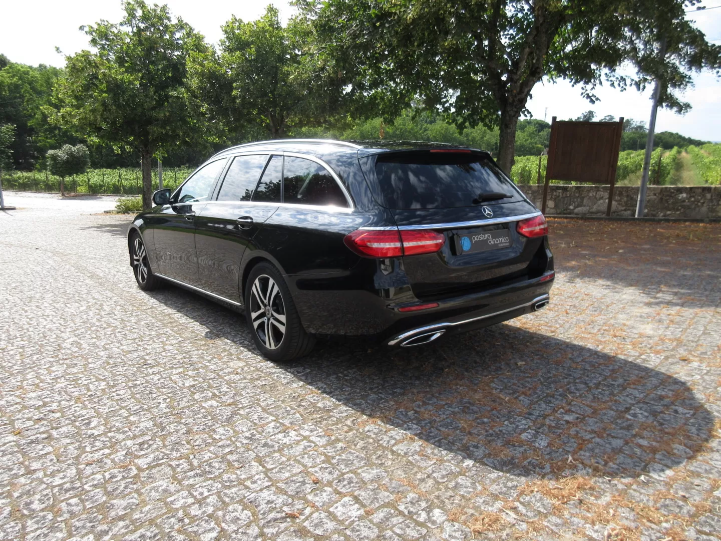 Mercedes-Benz E 220 d Avantgarde - foto 7