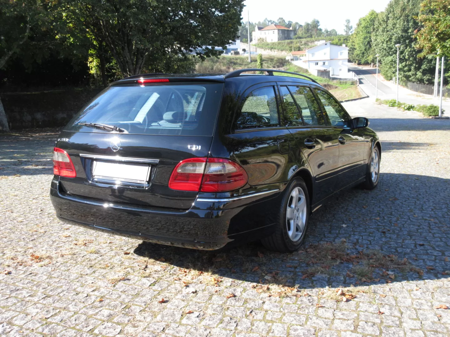 Mercedes-Benz E 220 CDi Avantgarde - foto 8