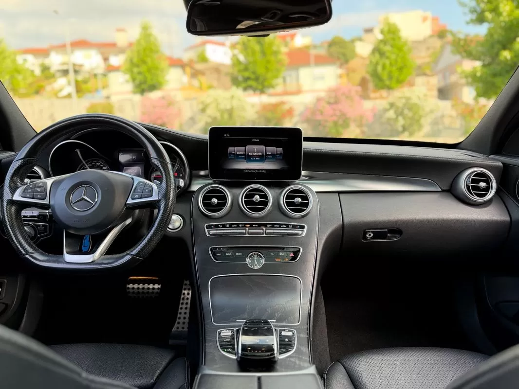Mercedes-Benz C 250   Bluetec D 4matic T 7g  Tronic Amg Line - foto 6