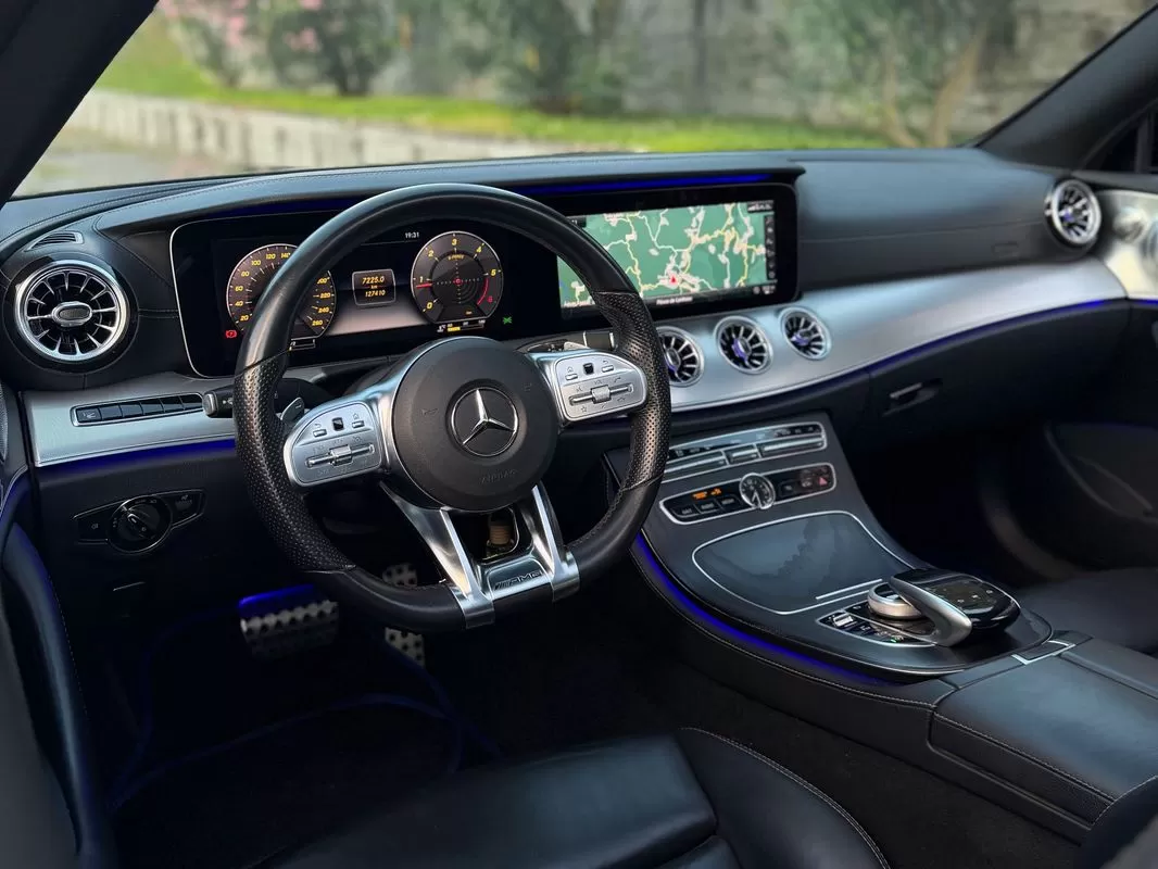 Mercedes-Benz E 220  D 9g  Tronic Amg Line - foto 7