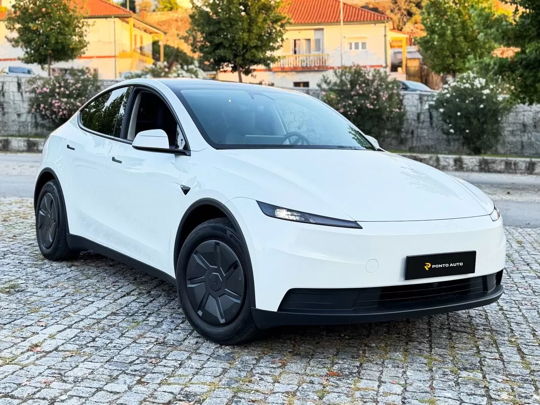 Tesla Model Y Tração Traseira