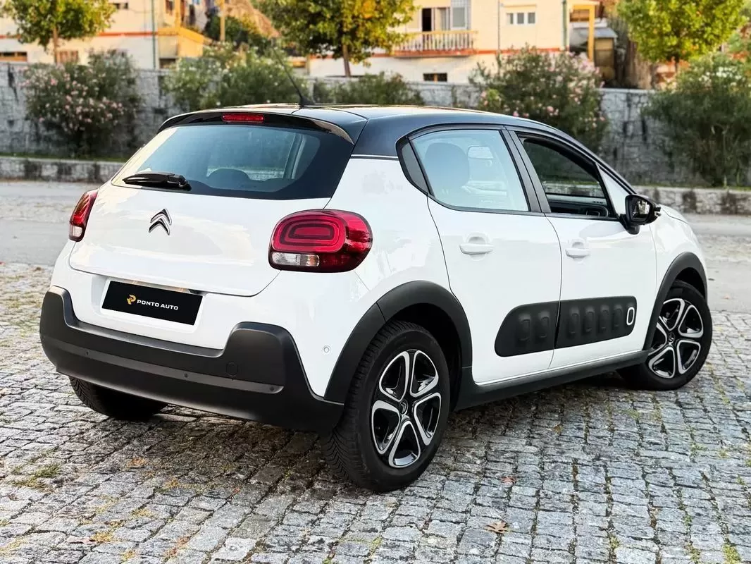 Citroën C3 1.2 PureTech Shine EAT6 - foto 2