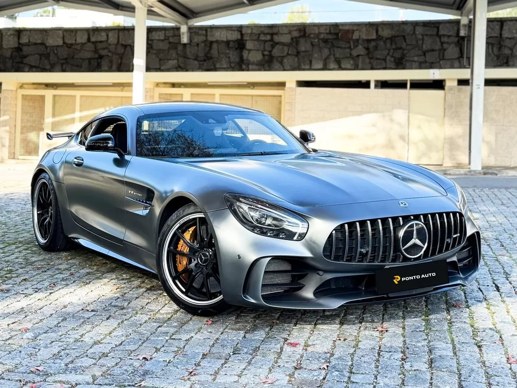 Mercedes-Benz AMG GT R