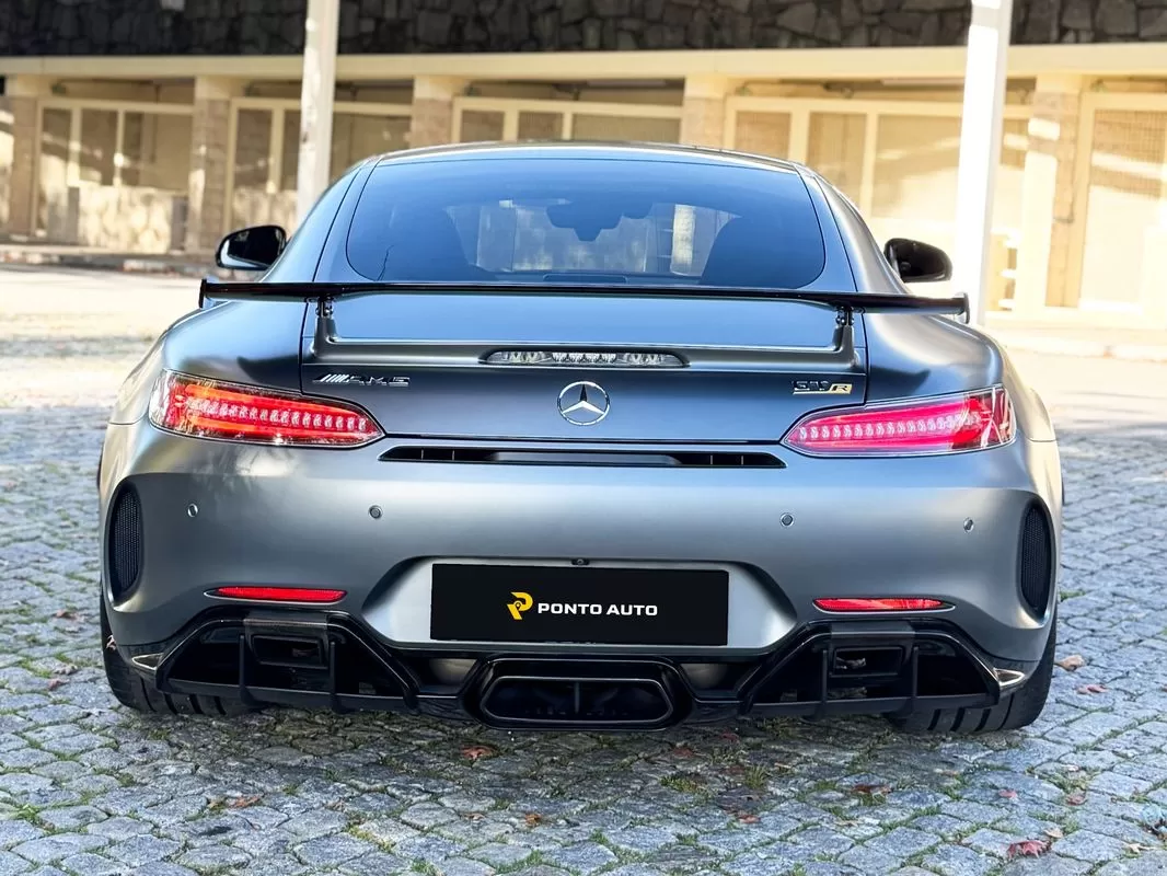 Mercedes-Benz AMG GT R - foto 3