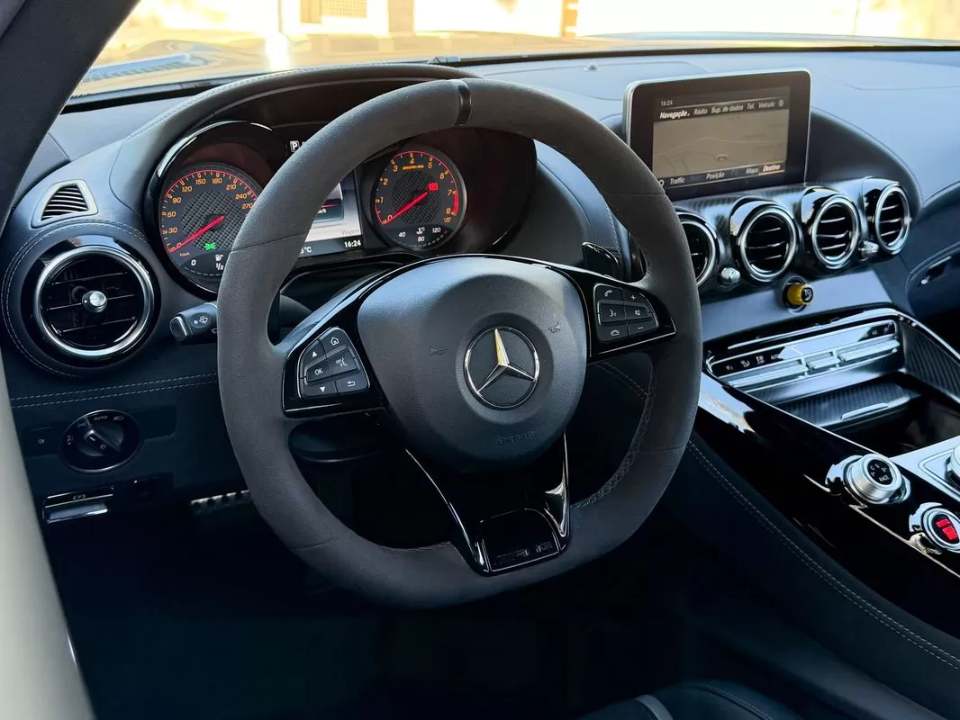 Mercedes-Benz AMG GT R - foto 4