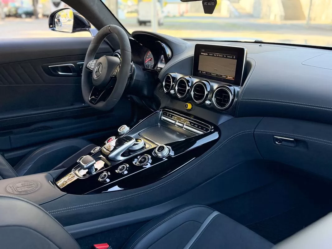 Mercedes-Benz AMG GT R - foto 6