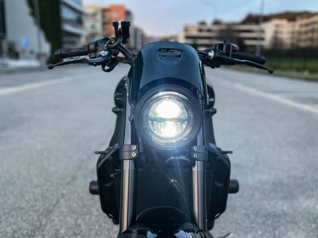 Yamaha XSR 900 - foto 5