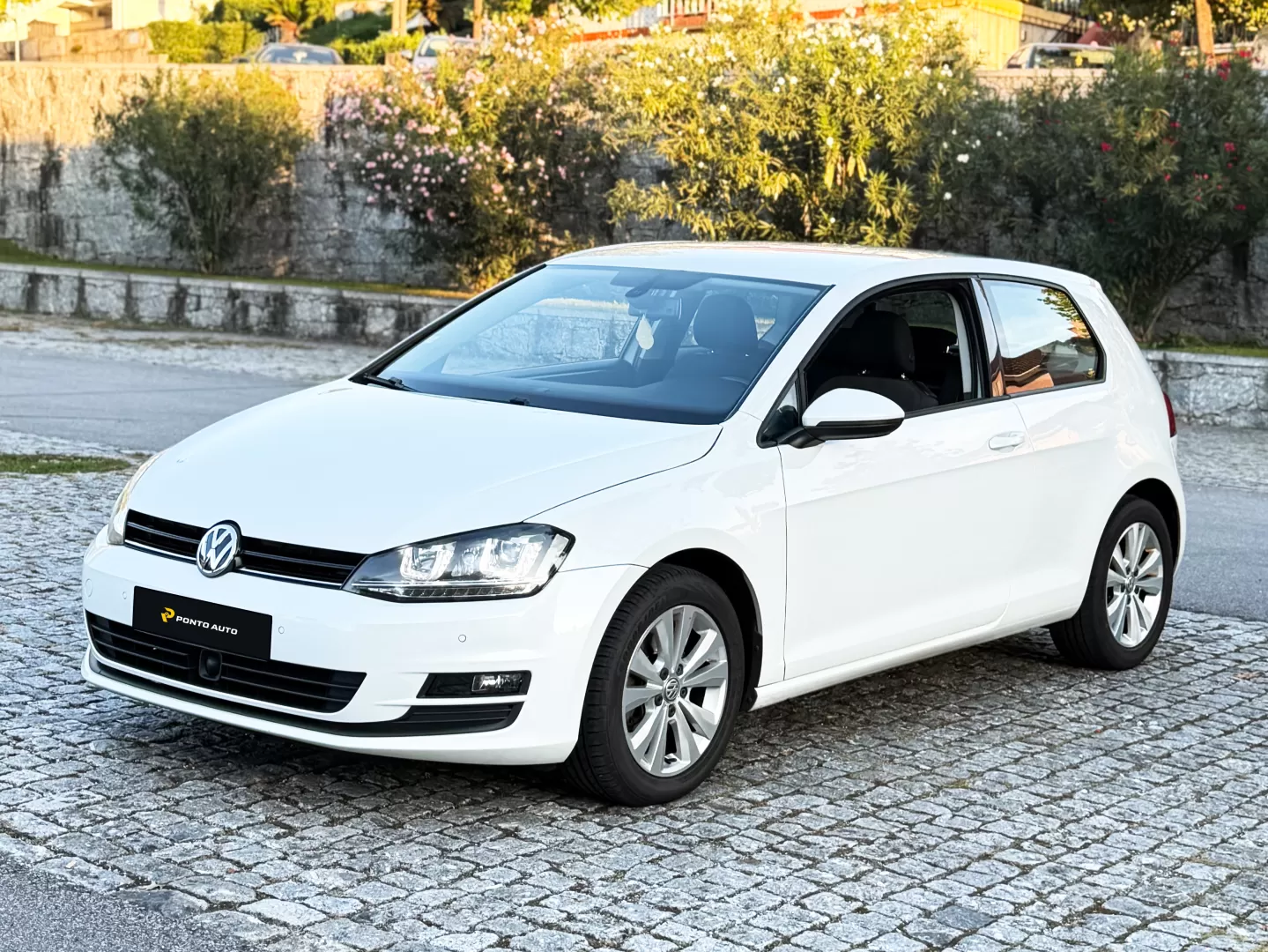 VW Golf 1.6 TDi Confortline - foto 3