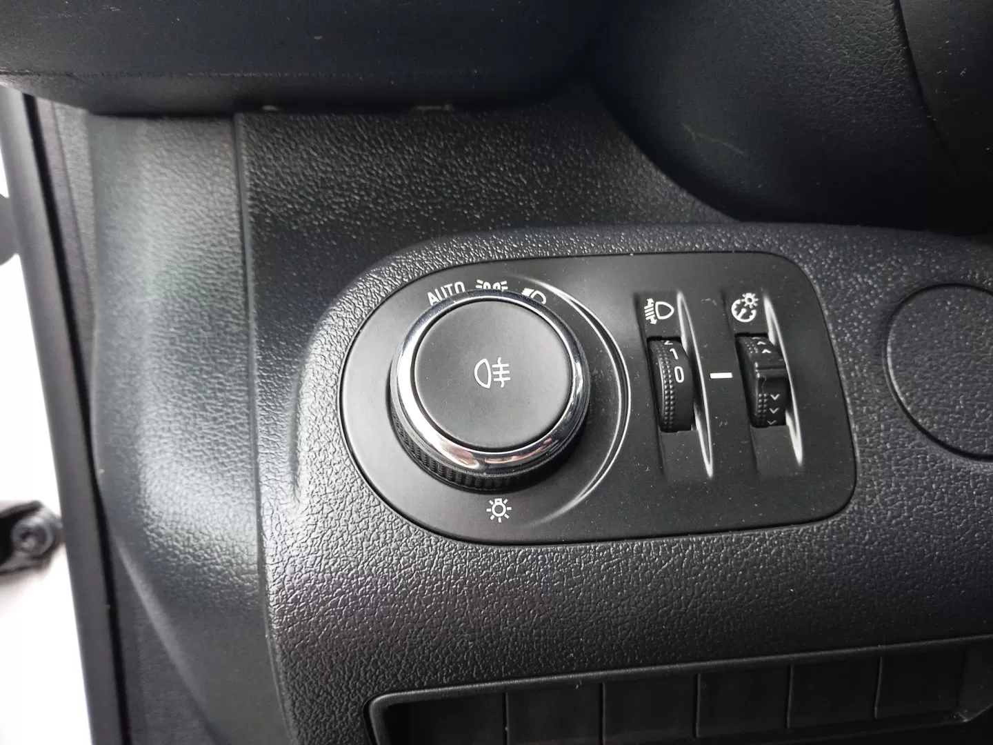 Opel  Combo - foto 6