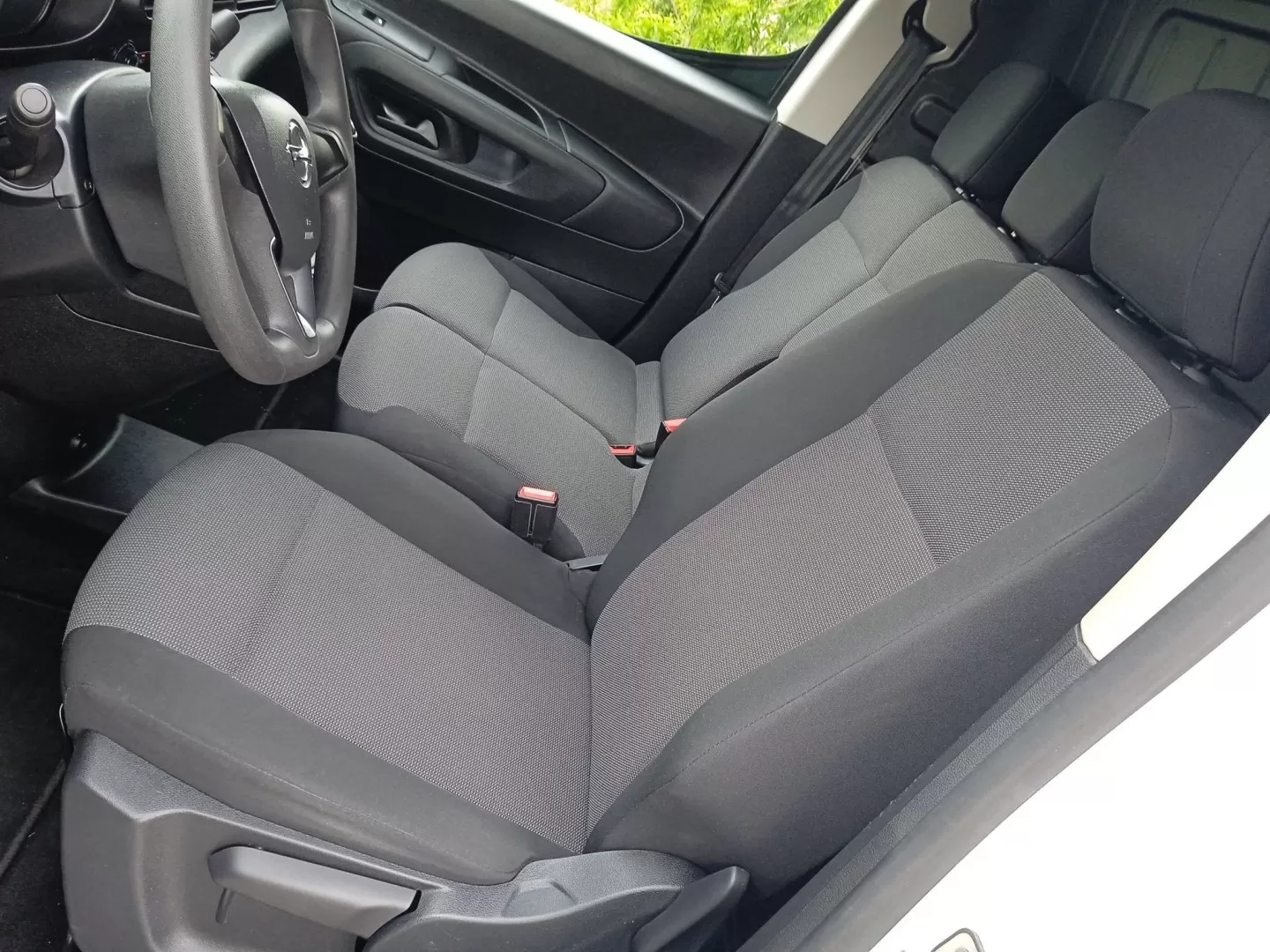 Opel  Combo - foto 7