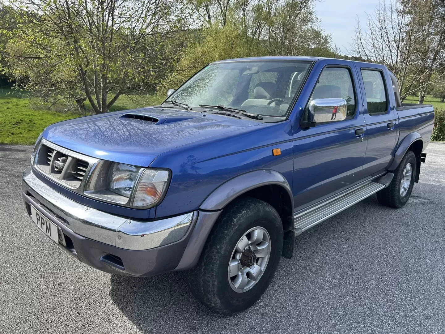 Nissan  Navara 4x4 - foto 2