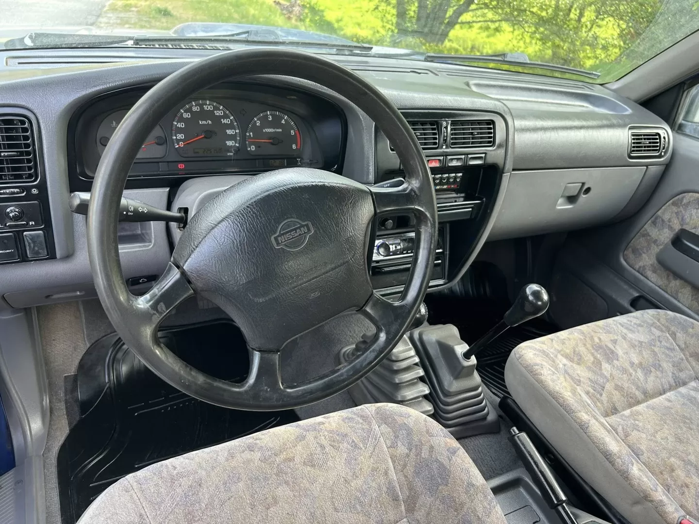Nissan  Navara 4x4 - foto 8