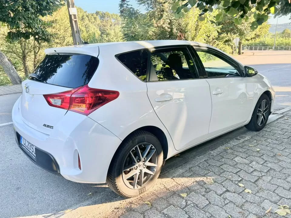 Toyota Auris 1.4 D-4D ACtive - foto 4