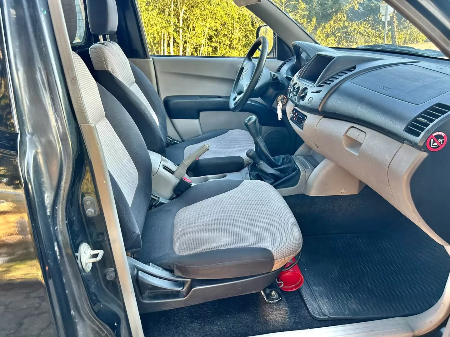 Mitsubishi  L200 4x4 IVA dedutível - foto 8