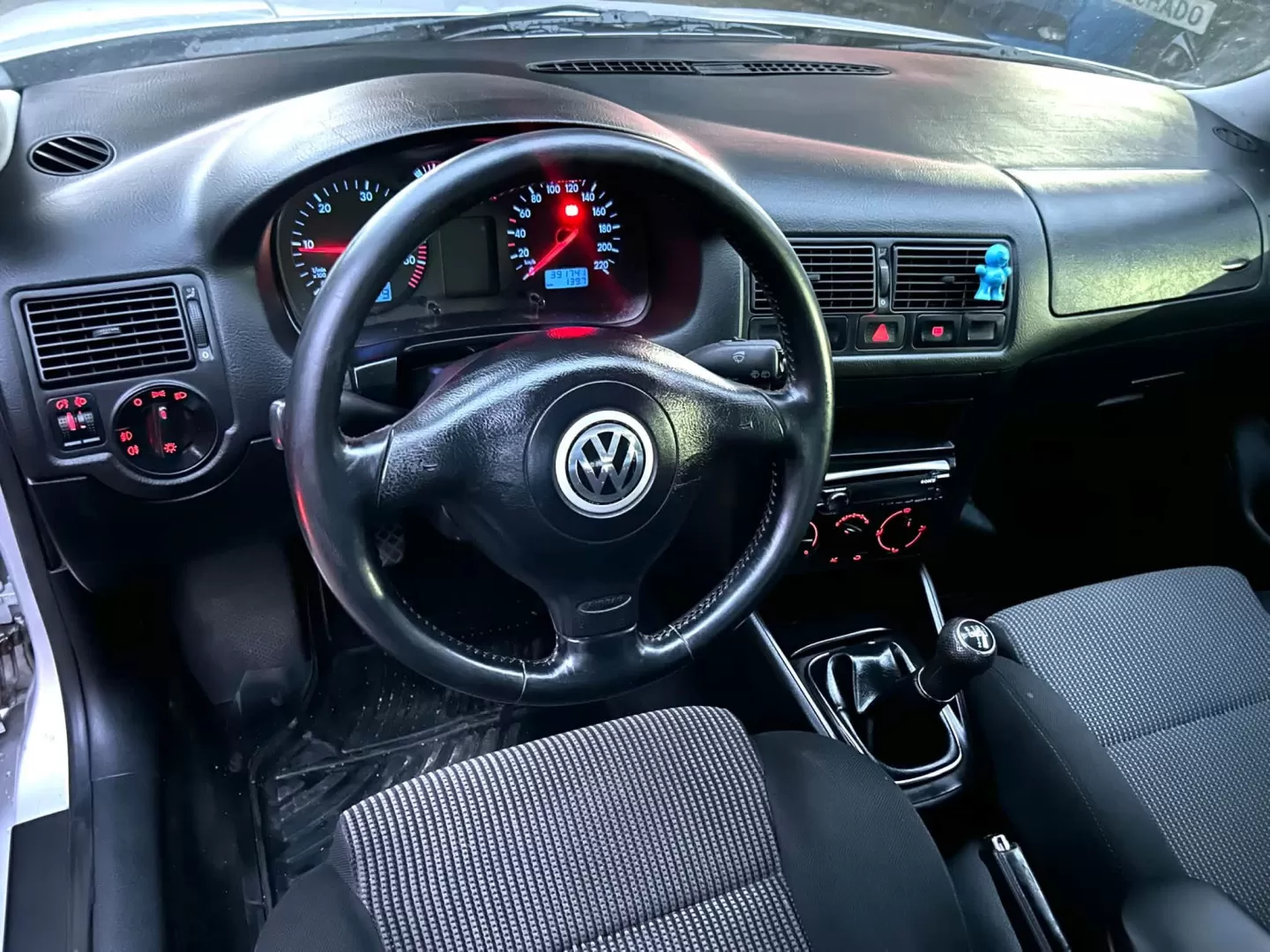 VW Golf 1.9 TDi Highline - foto 6