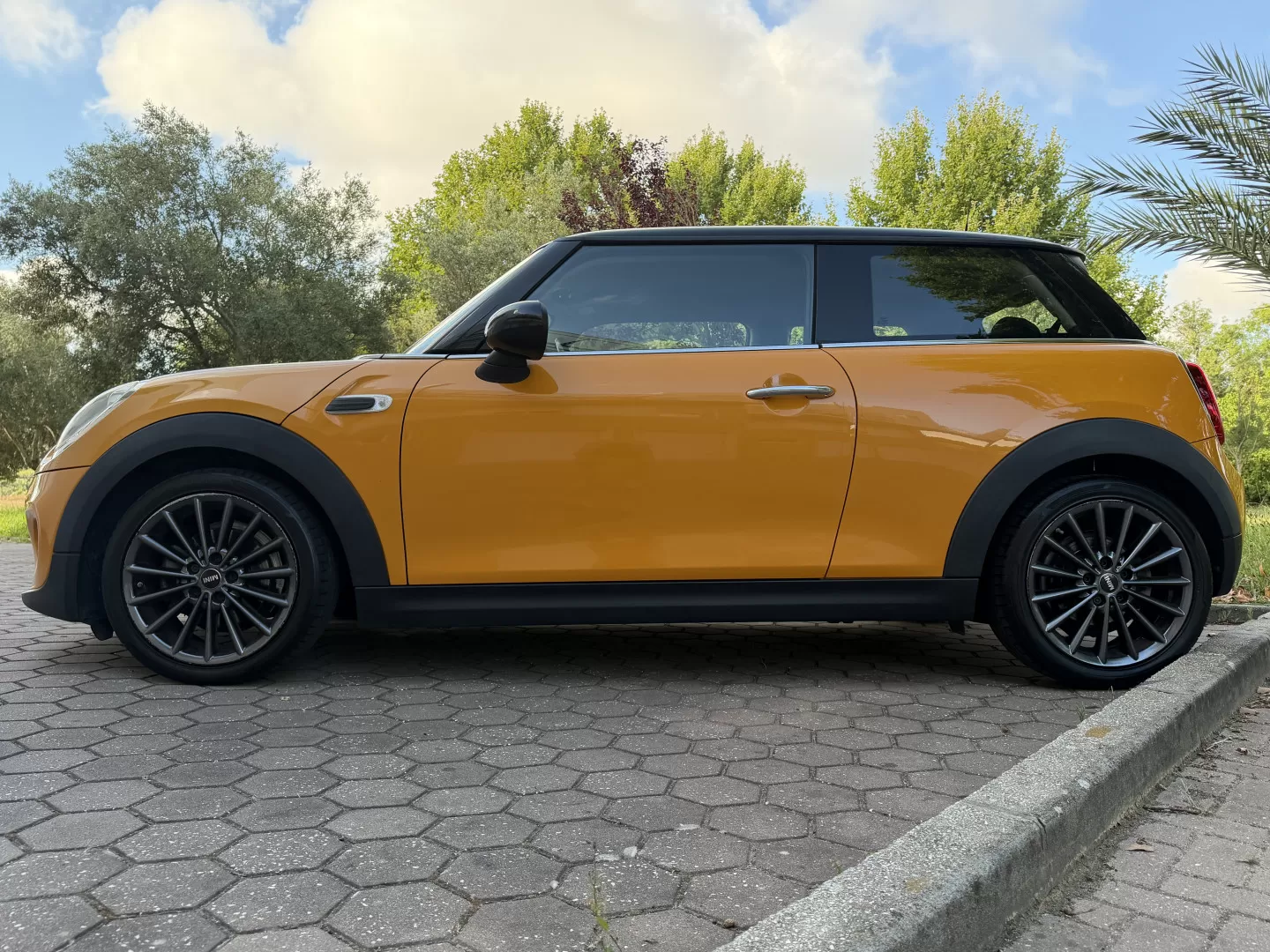 MINI 3 Portas Cooper D Auto - foto 5