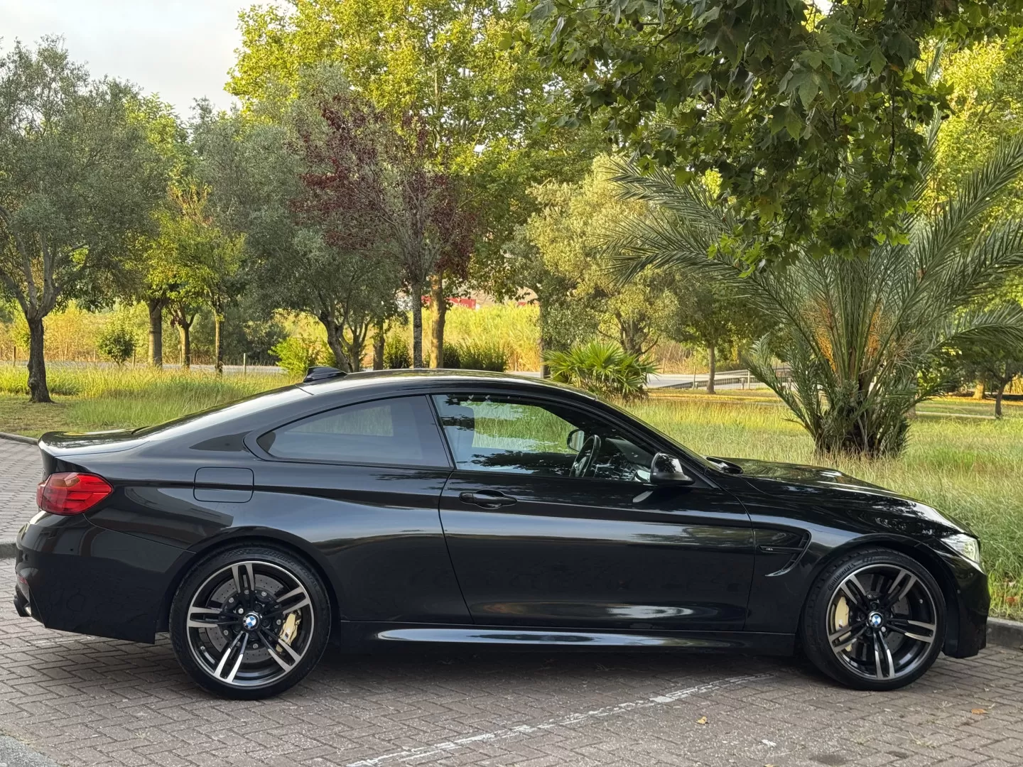 BMW M4 Auto - foto 8
