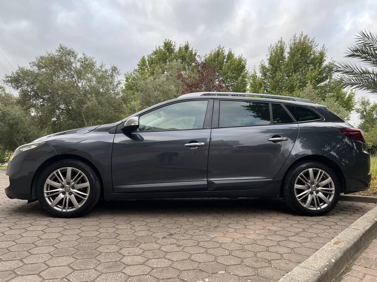 Renault Mégane Break 1.5 DCI GTLINE - foto 5