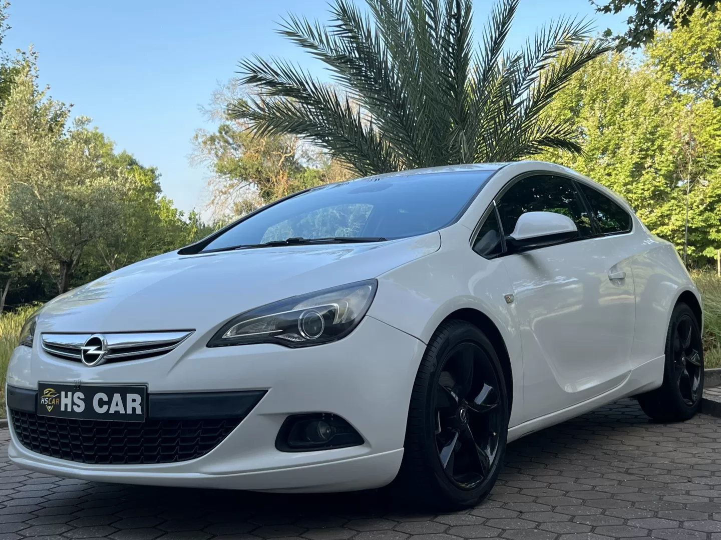 Opel Astra GTC 1.7 CDTi Black OPC Line S/S J20 - foto 3
