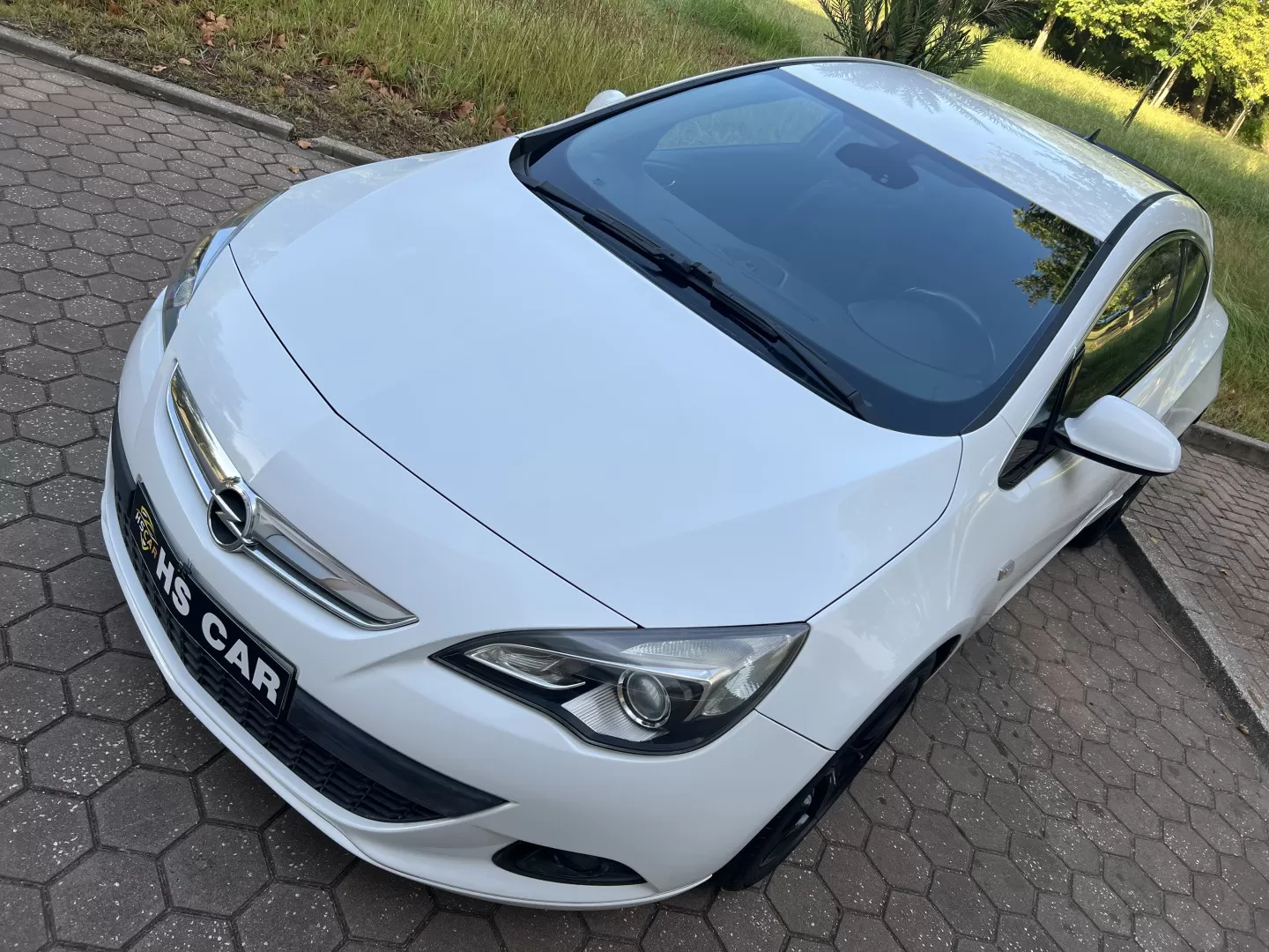 Opel Astra GTC 1.7 CDTi Black OPC Line S/S J20 - foto 6