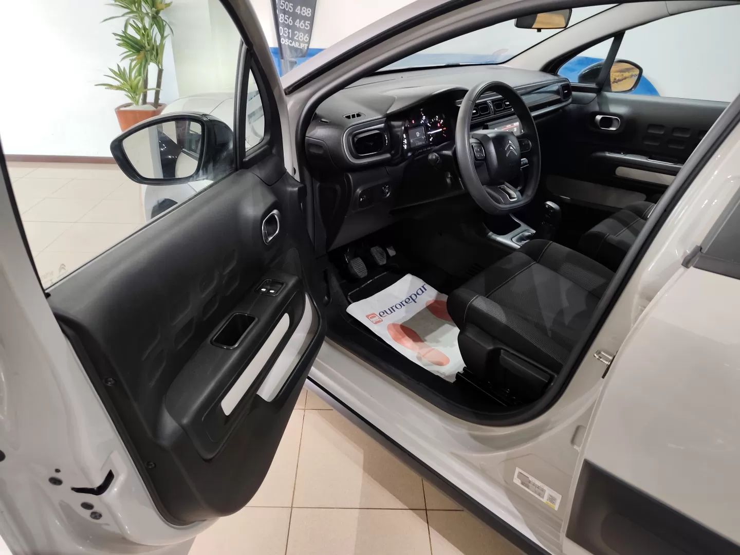 Citroën C3 1.2 PureTech Shine - foto 8