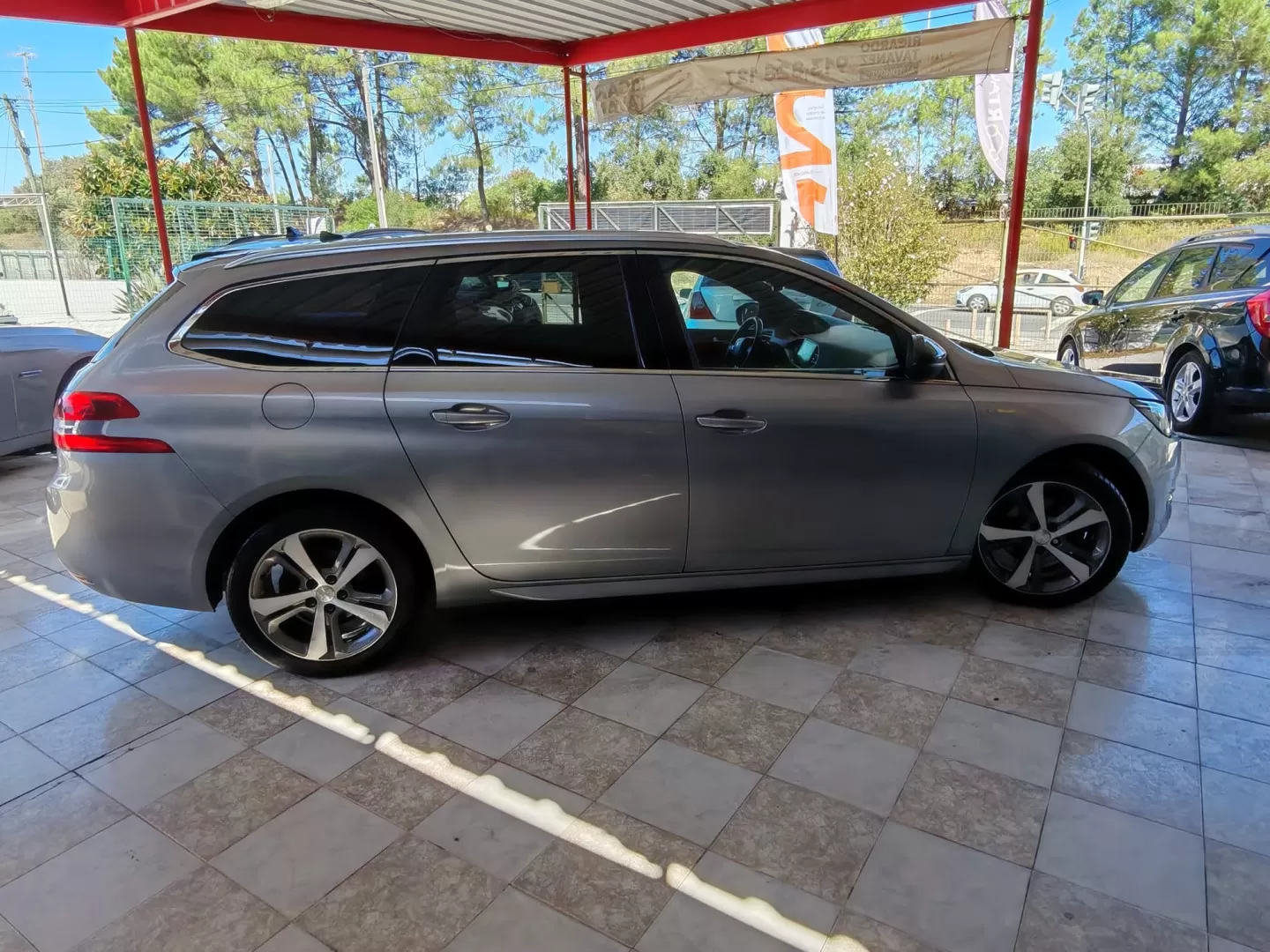 Peugeot 308 SW 1.6 BlueHDi GT Line - foto 4
