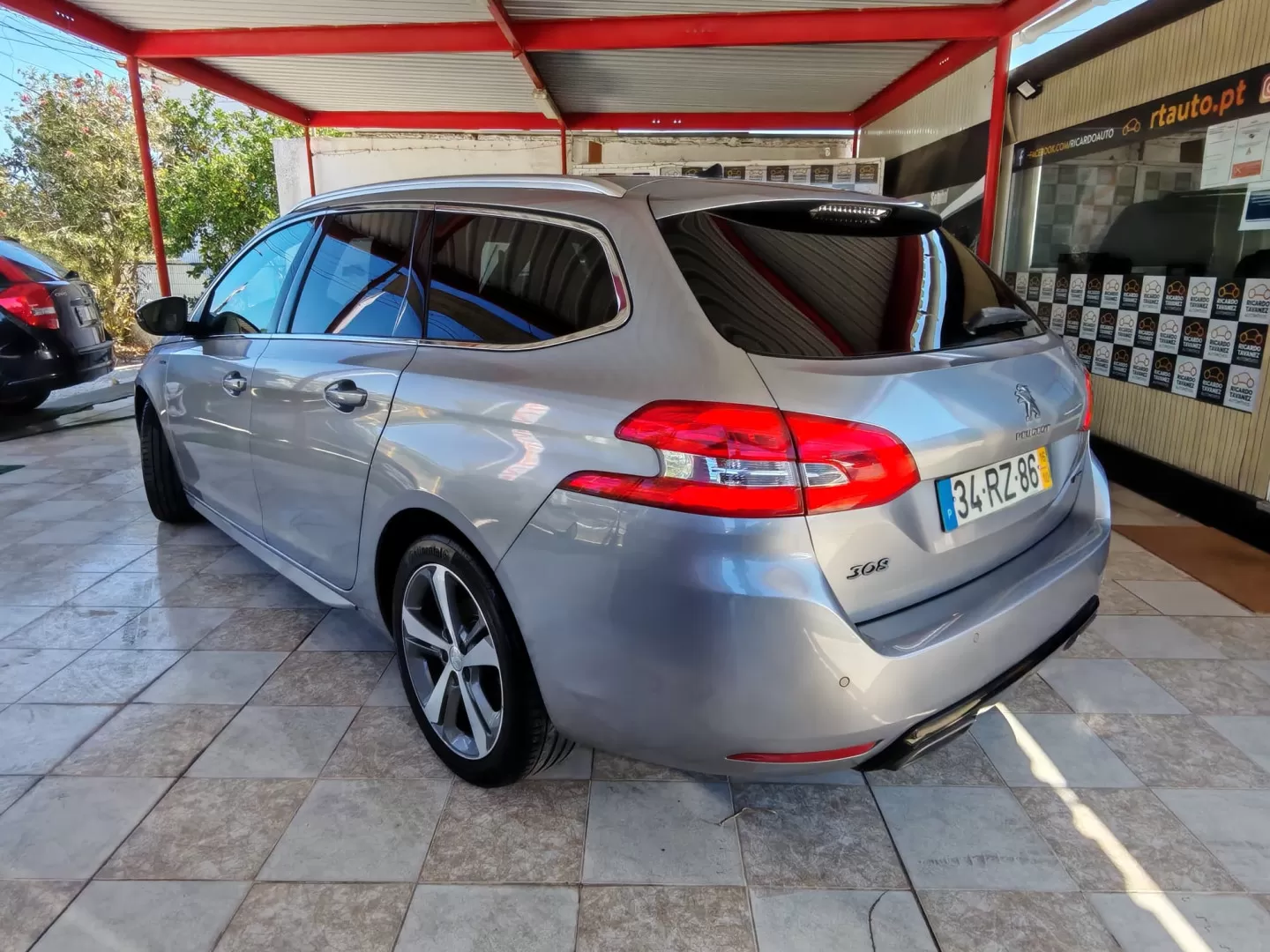 Peugeot 308 SW 1.6 BlueHDi GT Line - foto 6