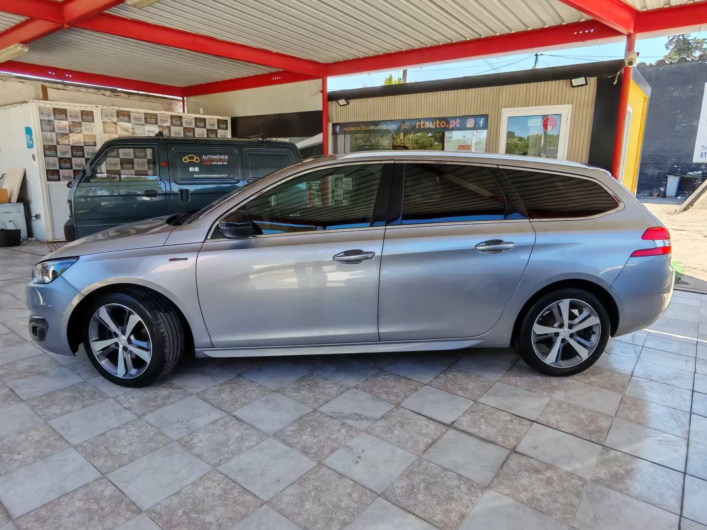 Peugeot 308 SW 1.6 BlueHDi GT Line - foto 7