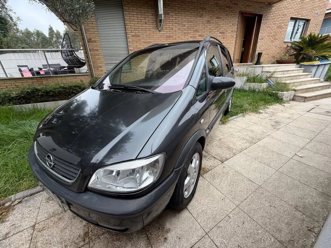 Opel Zafira 2.0 DTi Elegance - foto 3