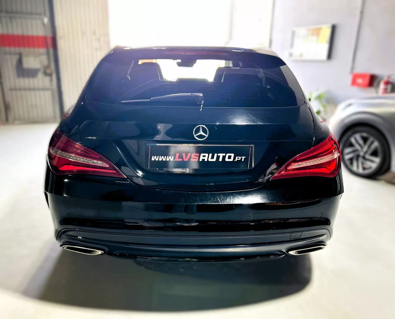 Mercedes-Benz CLA 220 d Shooting Brake AMG Line Aut. - foto 3