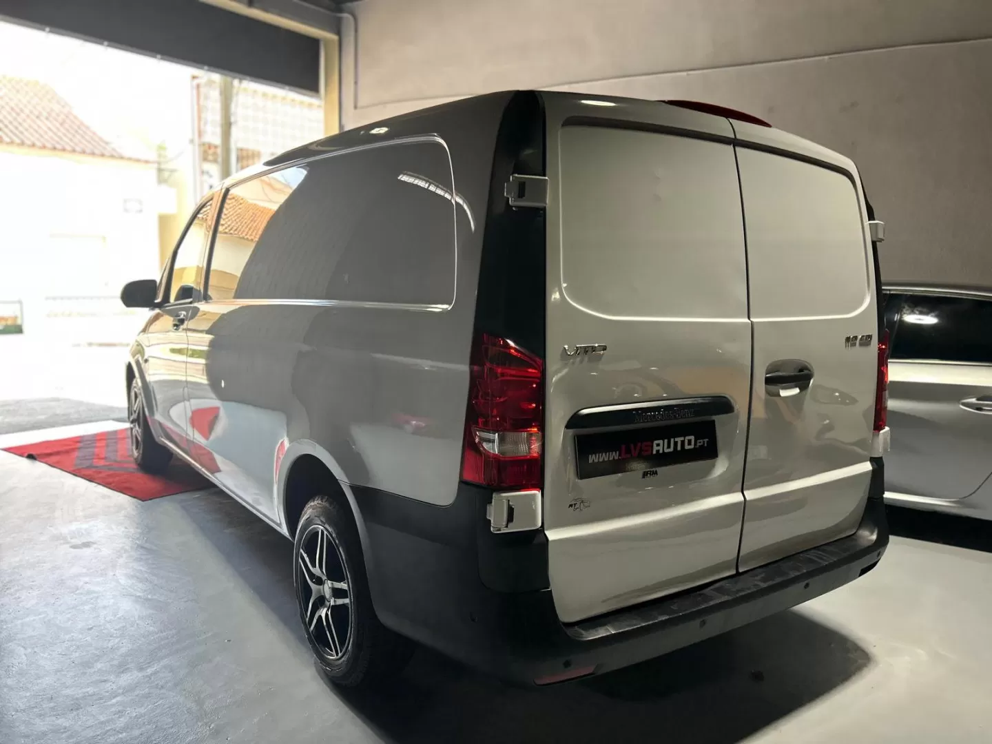 Mercedes-Benz  VITO 110 CDI - foto 2