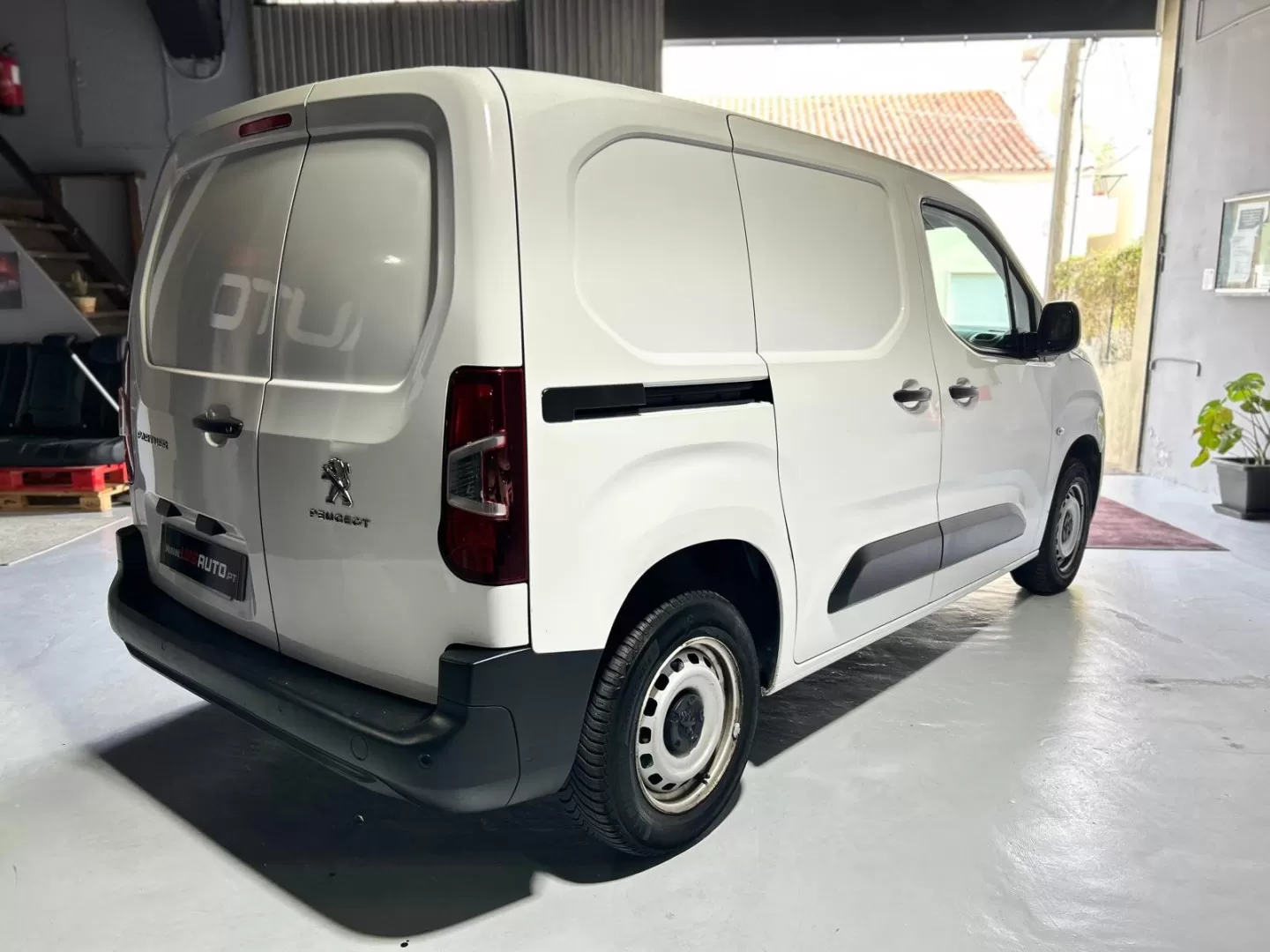 Peugeot  PARTNER - foto 4