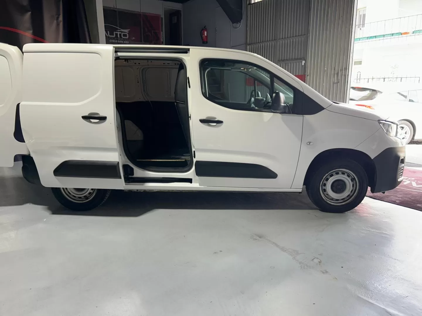 Peugeot  PARTNER - foto 8