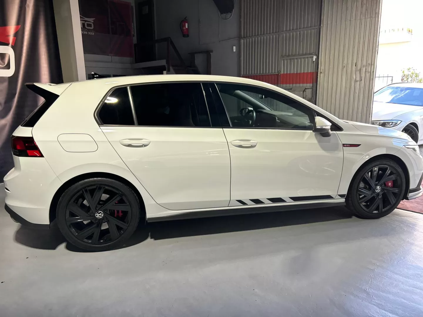 VW Golf 2.0 TSI GTI Clubsport 45 Years DSG - foto 6